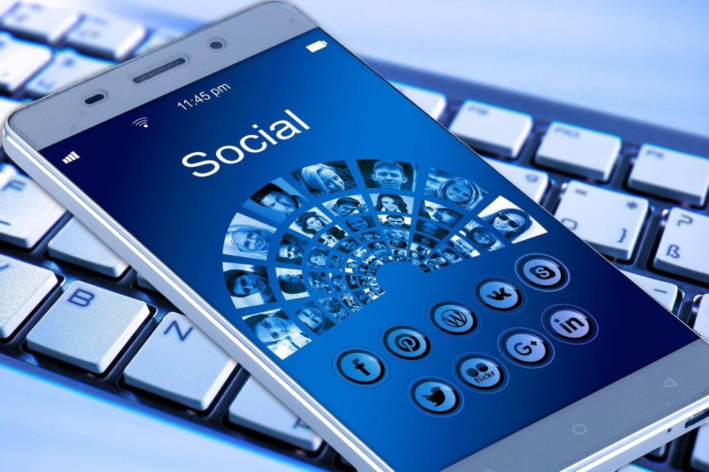 Les réseaux sociaux et l'assurance